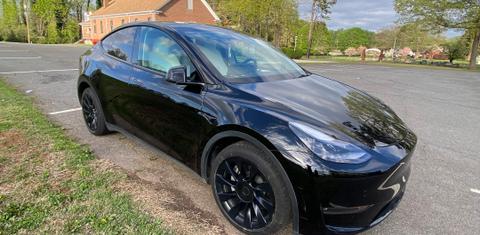 Tesla Model Y 2023