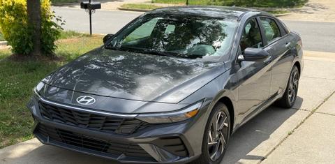 Hyundai Elantra 2025