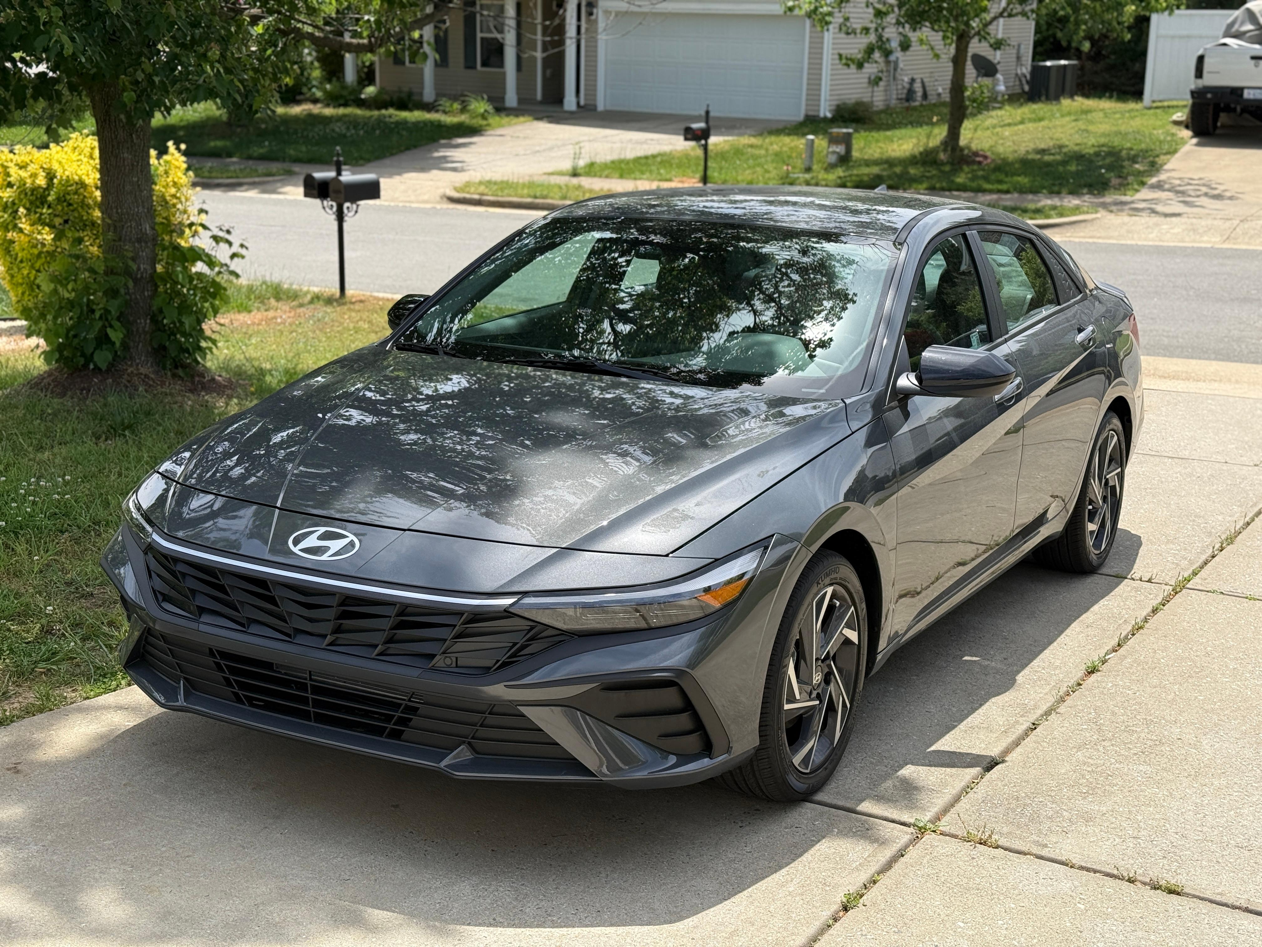 Hyundai Elantra 2025 in Durham, NC
