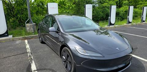 Tesla Model 3 2025