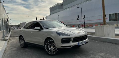 Porsche CAYENNE 2021