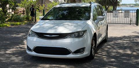 Chrysler Pacifica 2019