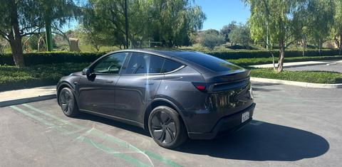 Tesla Model Y 2026
