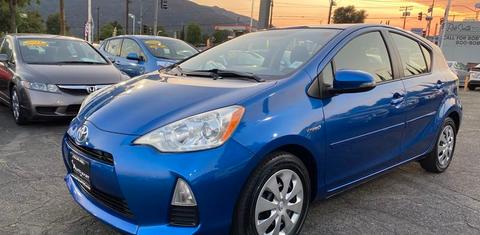 Toyota Prius c 2014