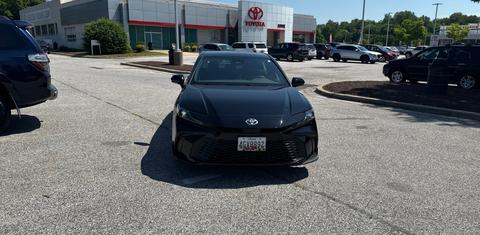 Toyota Camry Hybrid 2025