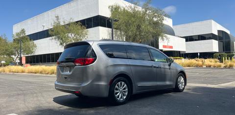Chrysler Pacifica 2017
