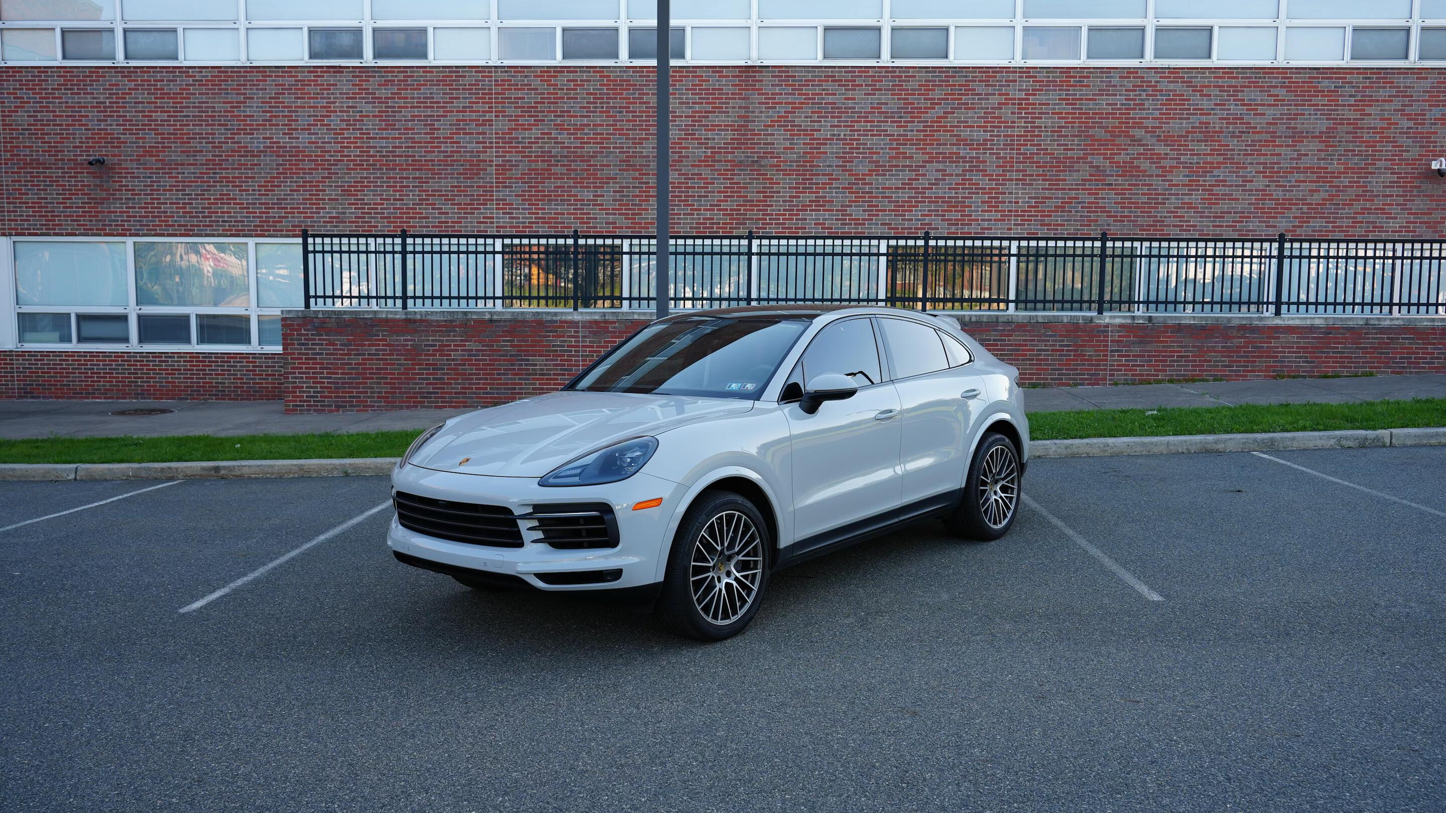 Porsche Cayenne 2023 in Jersey City, NJ
