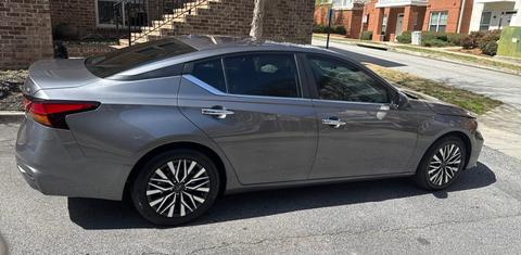 Nissan Altima 2024