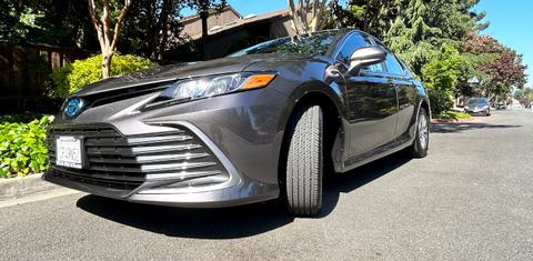 Toyota Camry Hybrid 2023