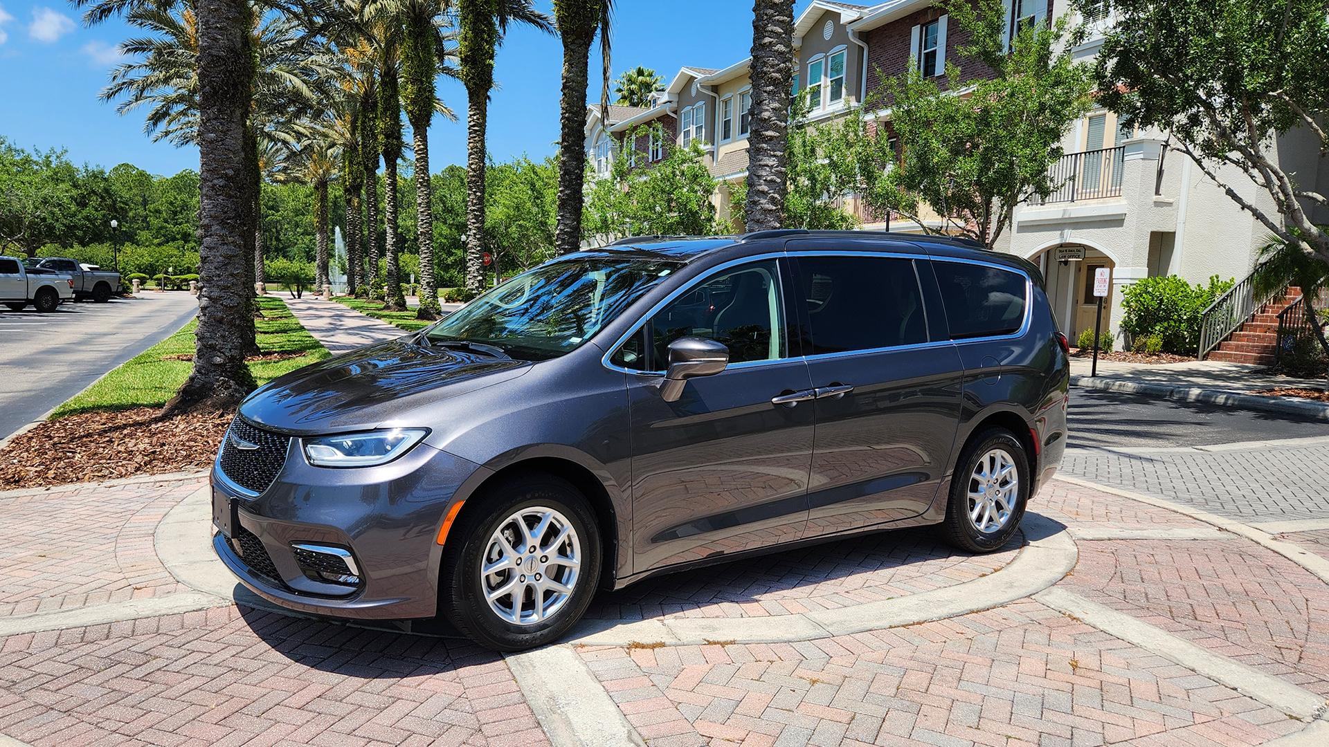 Chrysler Pacifica 2022 in Westchase, FL