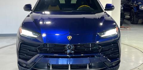 Lamborghini Urus 2021