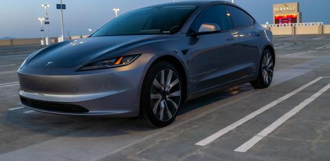 Tesla Model 3 2024