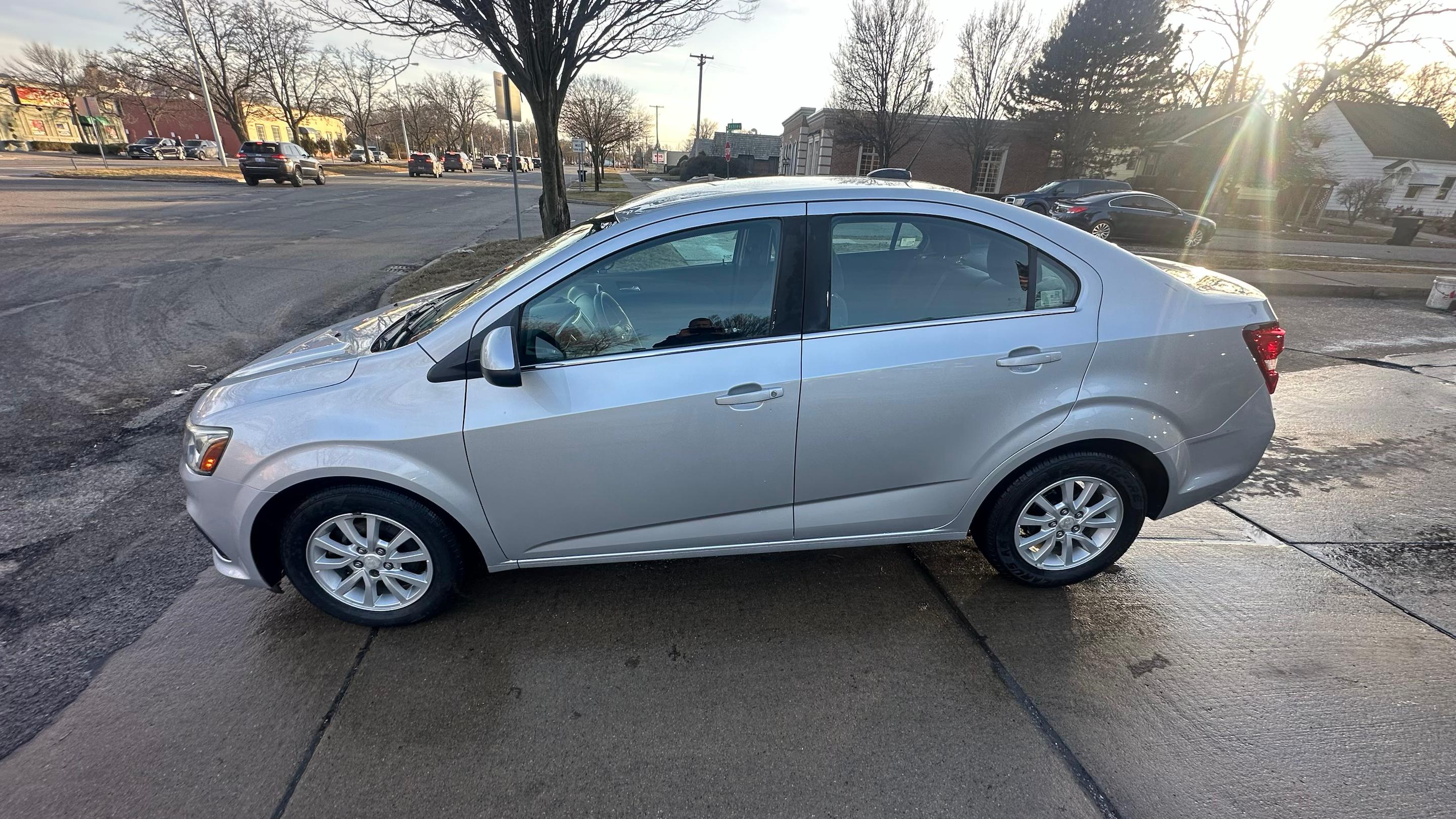 Chevrolet Sonic 2017 in Shelby Township, MI
