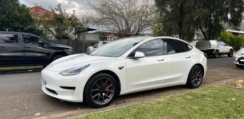 Tesla MODEL 3 2020