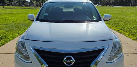 Nissan Versa 2019