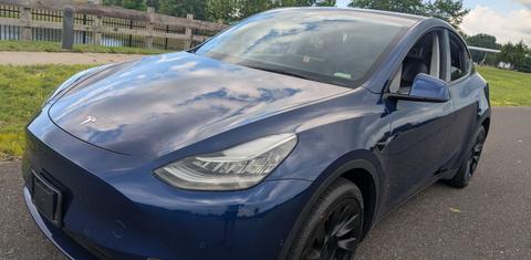 Tesla Model Y 2021