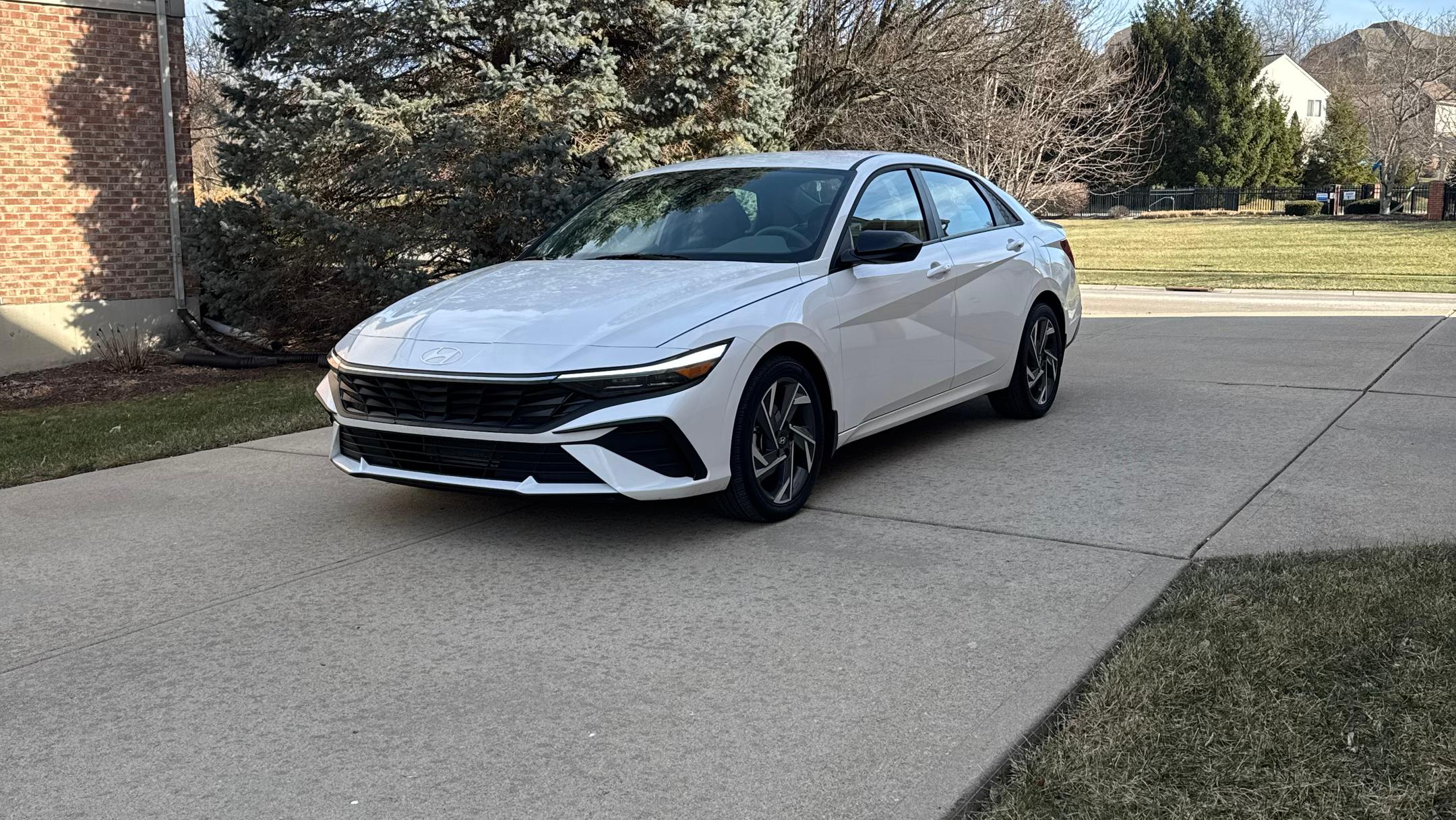 Hyundai Elantra 2025 in West Chester Township, OH