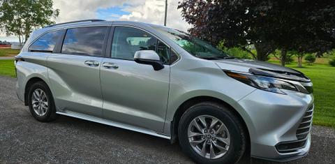 Toyota Sienna 2024