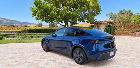 Tesla Model Y 2026