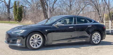 Tesla Model S 2018