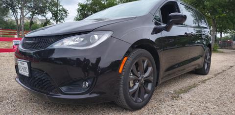 Chrysler Pacifica 2018