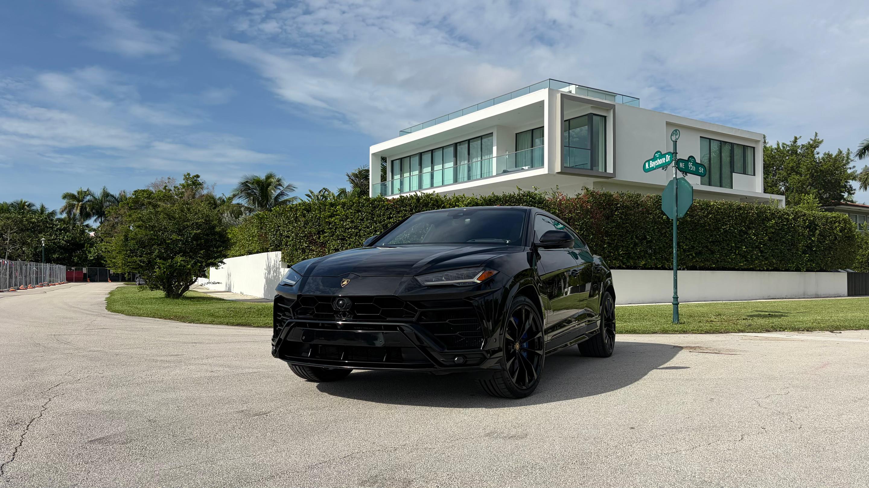 Lamborghini Urus 2019 in Aventura, FL