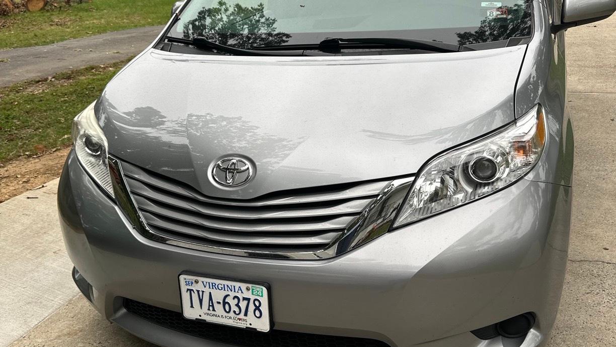 Toyota Sienna 2017 in 