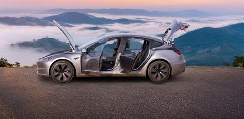 Tesla Model 3 2025