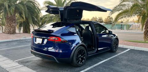 Tesla Model X 2023