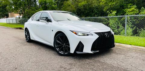 Lexus IS 2024