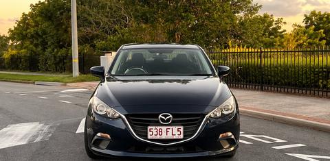 Mazda MAZDA3 2015