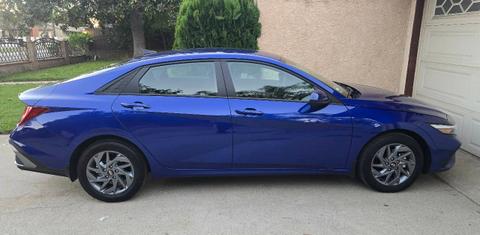 Hyundai Elantra Hybrid 2025