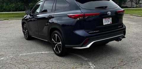 Toyota Highlander 2021