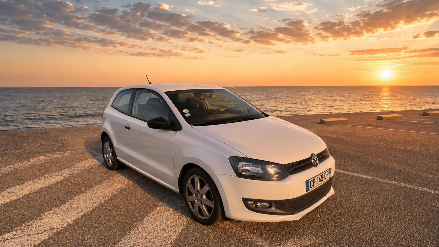 Volkswagen POLO 2012 à Villeneuve-Loubet