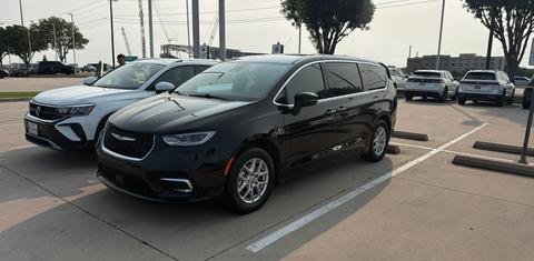 Chrysler Pacifica 2025