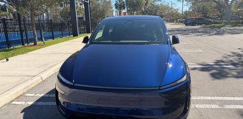 Tesla Model Y 2026