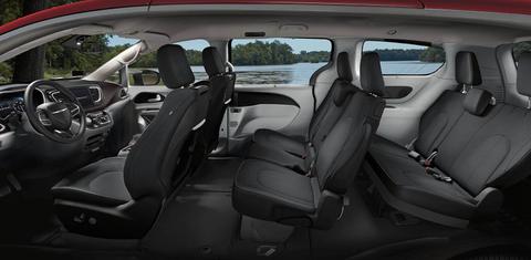 Chrysler Pacifica 2023