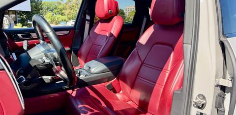 Porsche Cayenne 2023