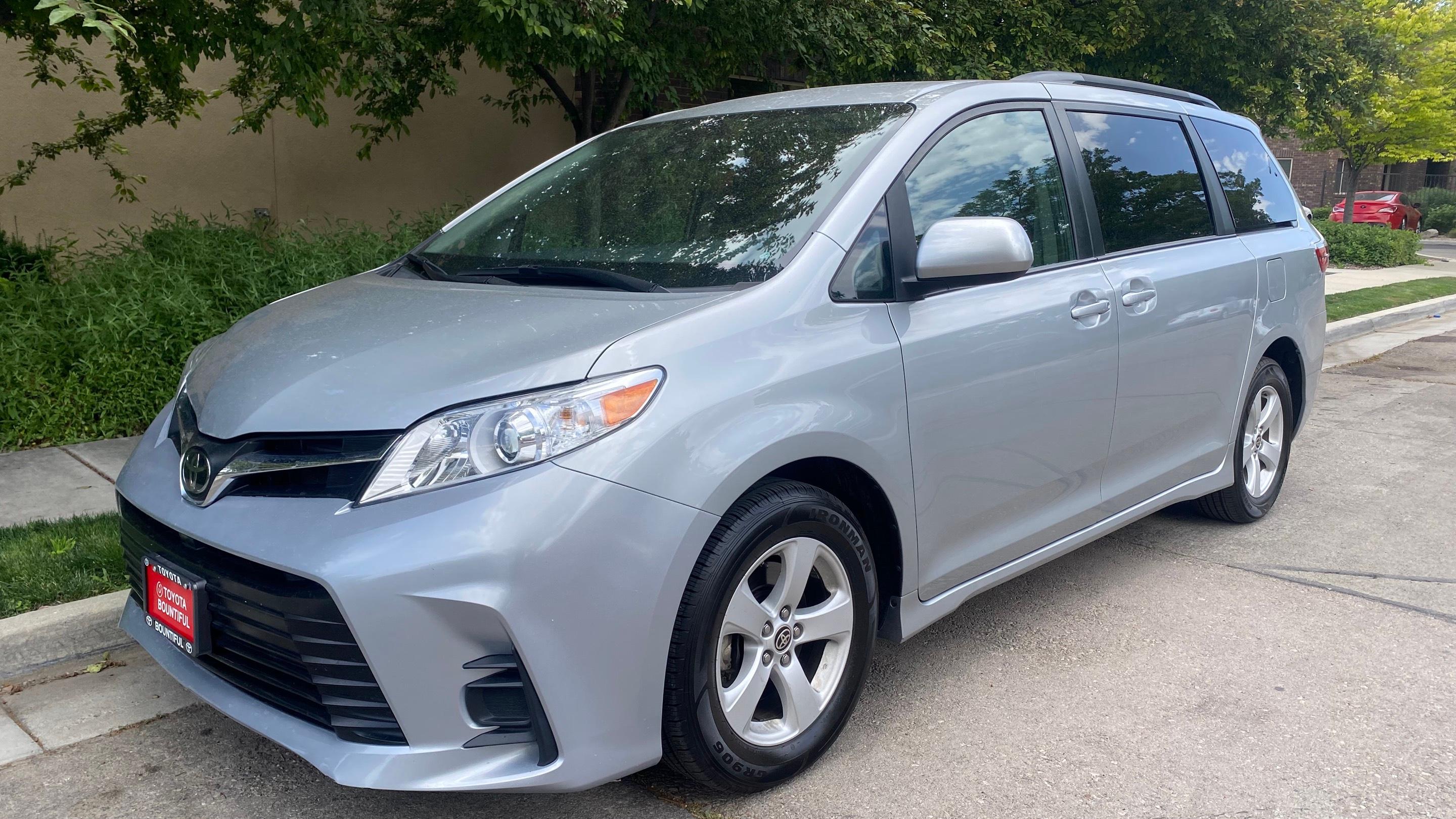 Toyota Sienna 2020 in West Yellowstone, MT