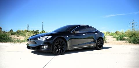 Tesla Model S 2018