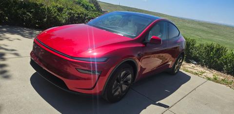 Tesla Model Y 2026
