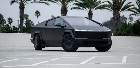 Tesla Cybertruck 2025