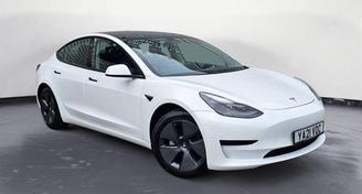 Tesla Model 3 2021 — Car rental alternative in London