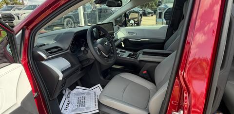 Toyota Sienna 2026