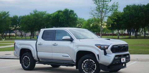 Toyota Tacoma 2024