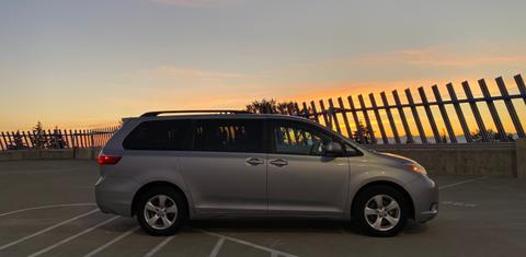 Toyota Sienna 2017