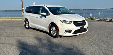 Chrysler Pacifica 2023