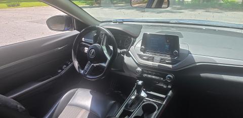 Nissan Altima 2025