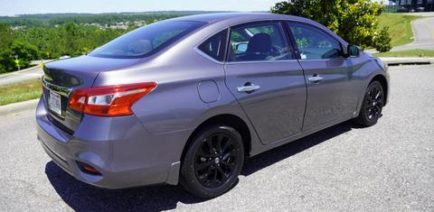 Nissan Sentra 2018
