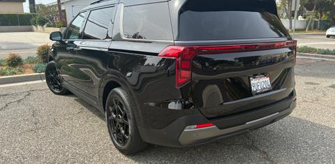 Kia Carnival Hybrid 2025